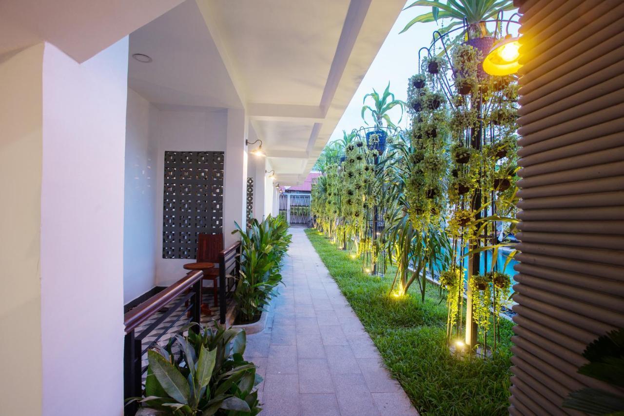 Gz Bliss D'Angkor Suites Siem Reap Bagian luar foto
