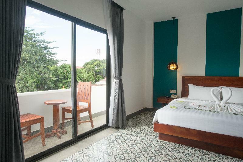 Gz Bliss D'Angkor Suites Siem Reap Bagian luar foto