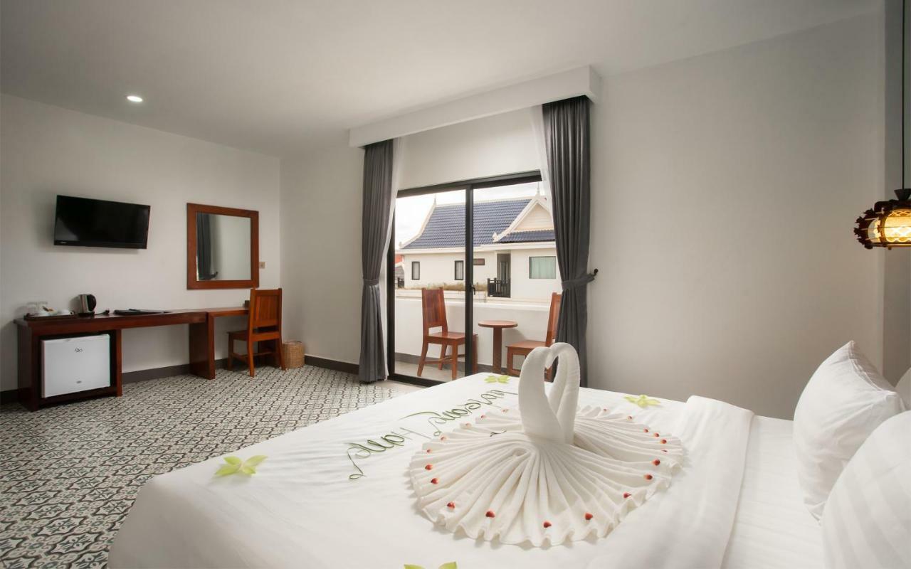 Gz Bliss D'Angkor Suites Siem Reap Bagian luar foto