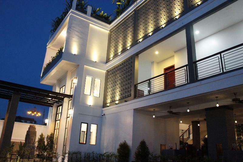 Gz Bliss D'Angkor Suites Siem Reap Bagian luar foto